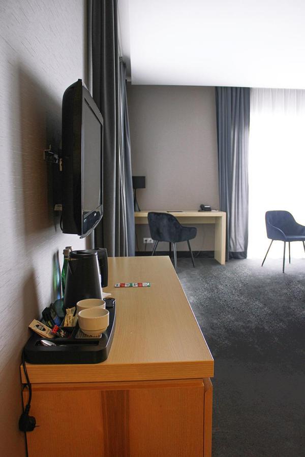 Willa Port Ostroda Luaran gambar A room at the hotel