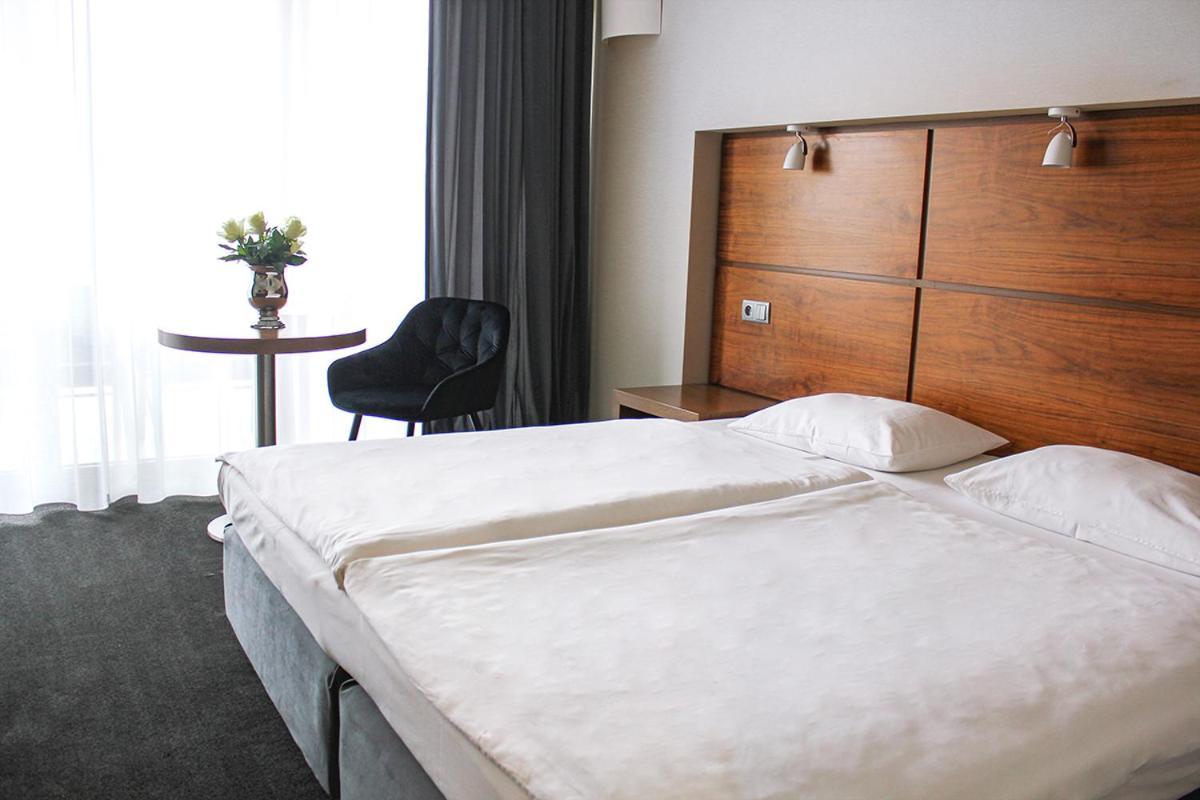 Willa Port Ostroda Luaran gambar A room at the hotel
