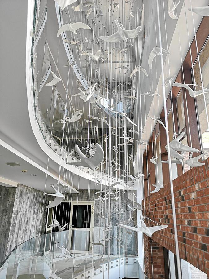 Willa Port Ostroda Luaran gambar The staircase