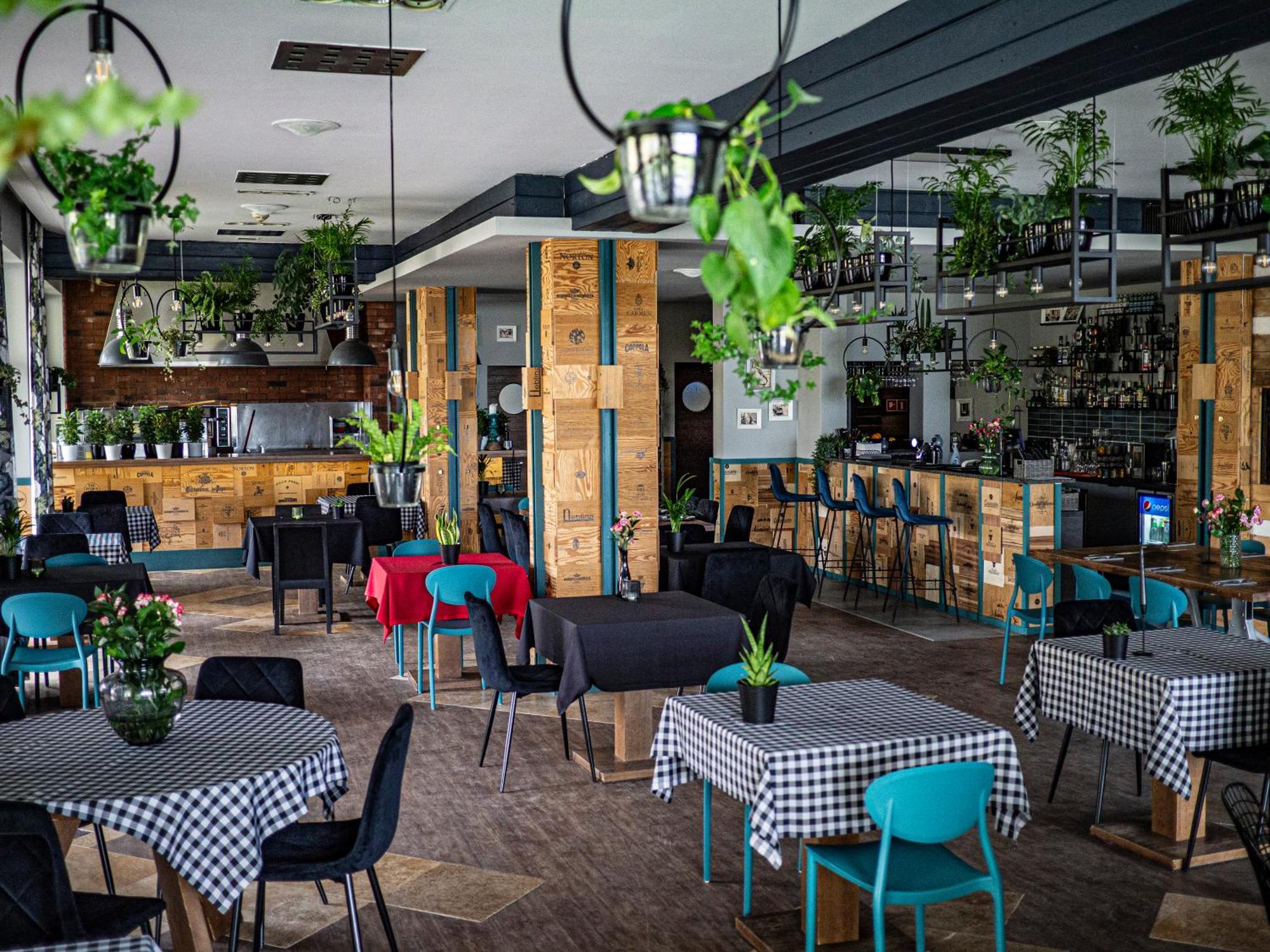 Willa Port Ostroda Luaran gambar Restaurant in Belgrade